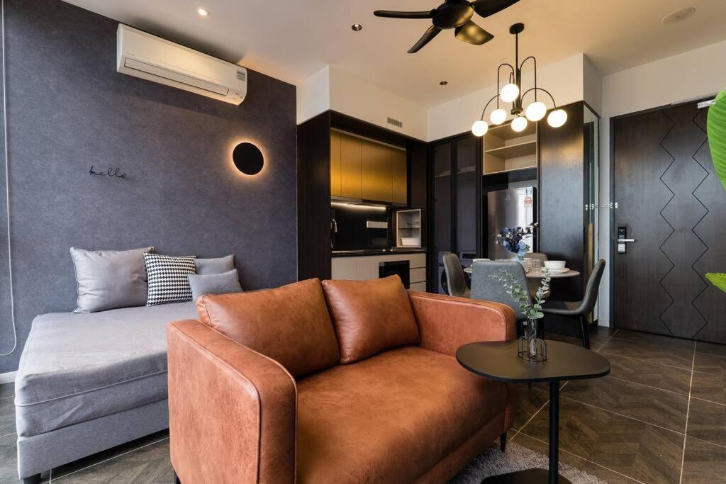 Klcc Musicalsty5Pax At Scarletzsuites Kuala Lumpur Exterior foto